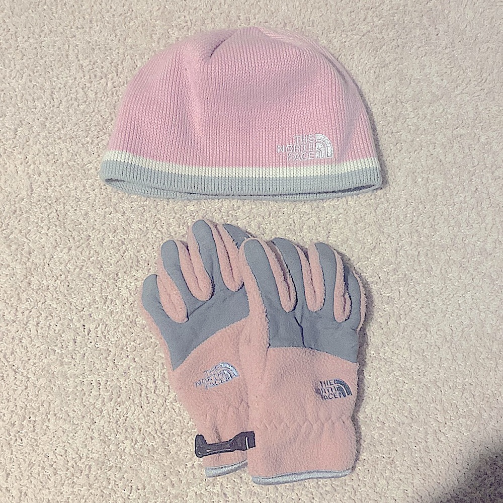 The North Face Hat & Gloves